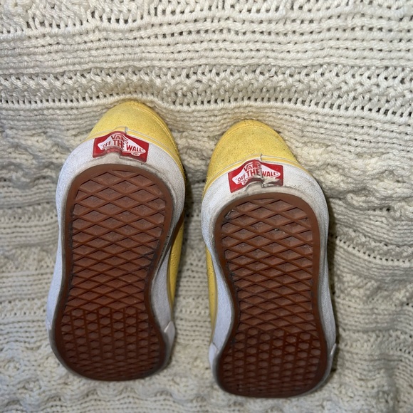 Vans Old Skool yellow low top sneakers: women’s 6.5, kids 5 - Picture 2 of 5